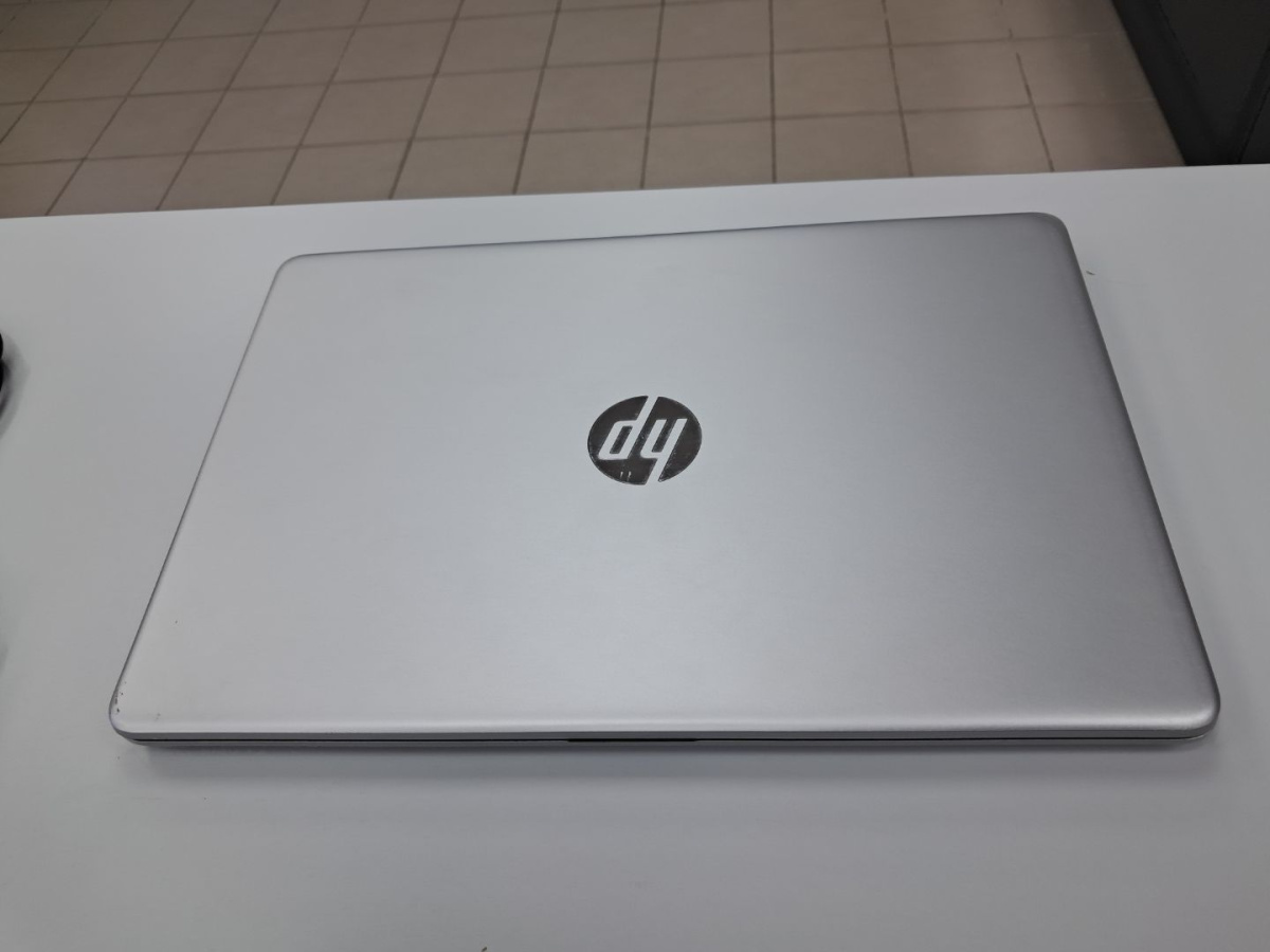 Ноутбук HP; Ryzen 5 5500U, AMD Radeon (TM) Graphics, 16 Гб, Нет, 500 Гб