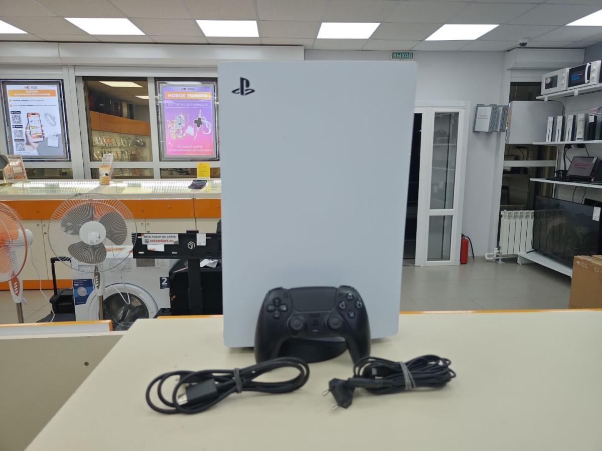Игровая приставка PlayStation 5 825Gb (С дисководом)