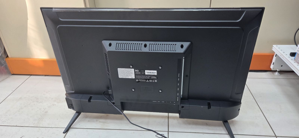 LED Телевизор BQ 32FS34B