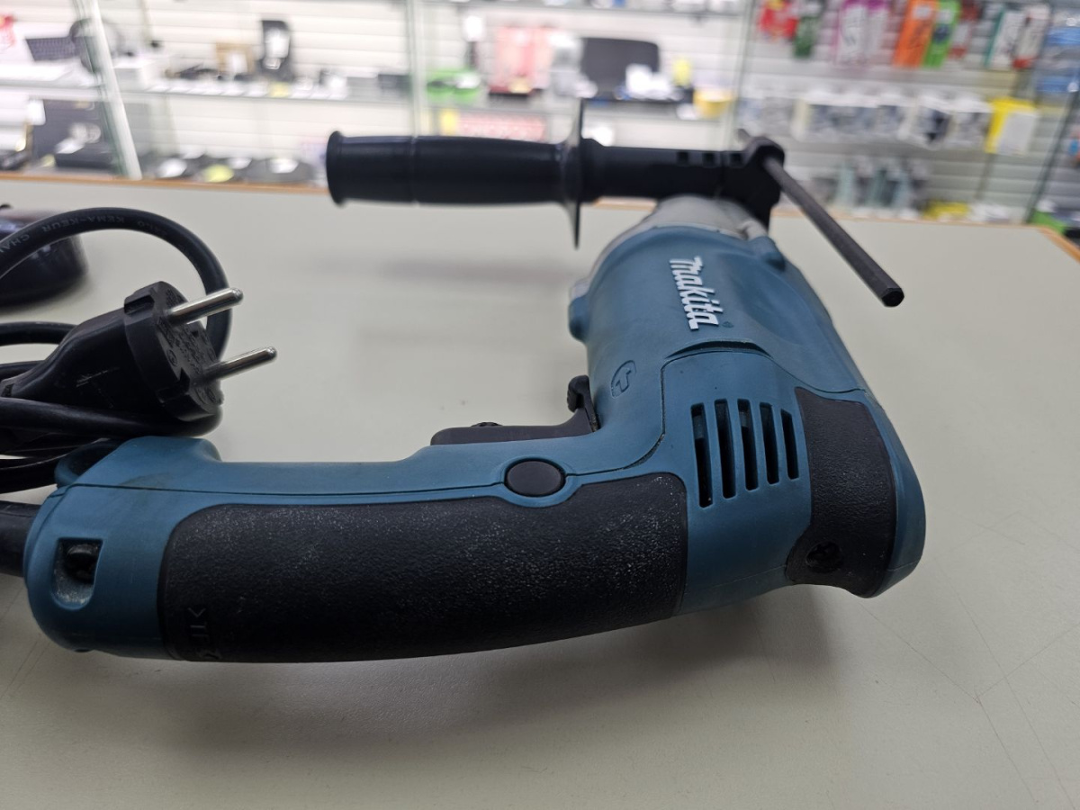 Дрель-безударная Makita HP 2050