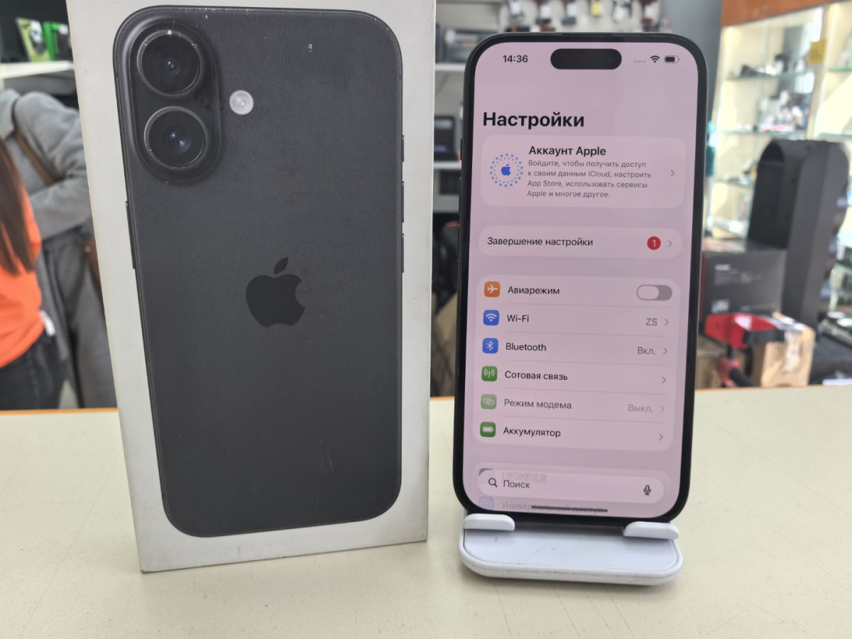 Смартфон Apple Iphone 16 128Gb