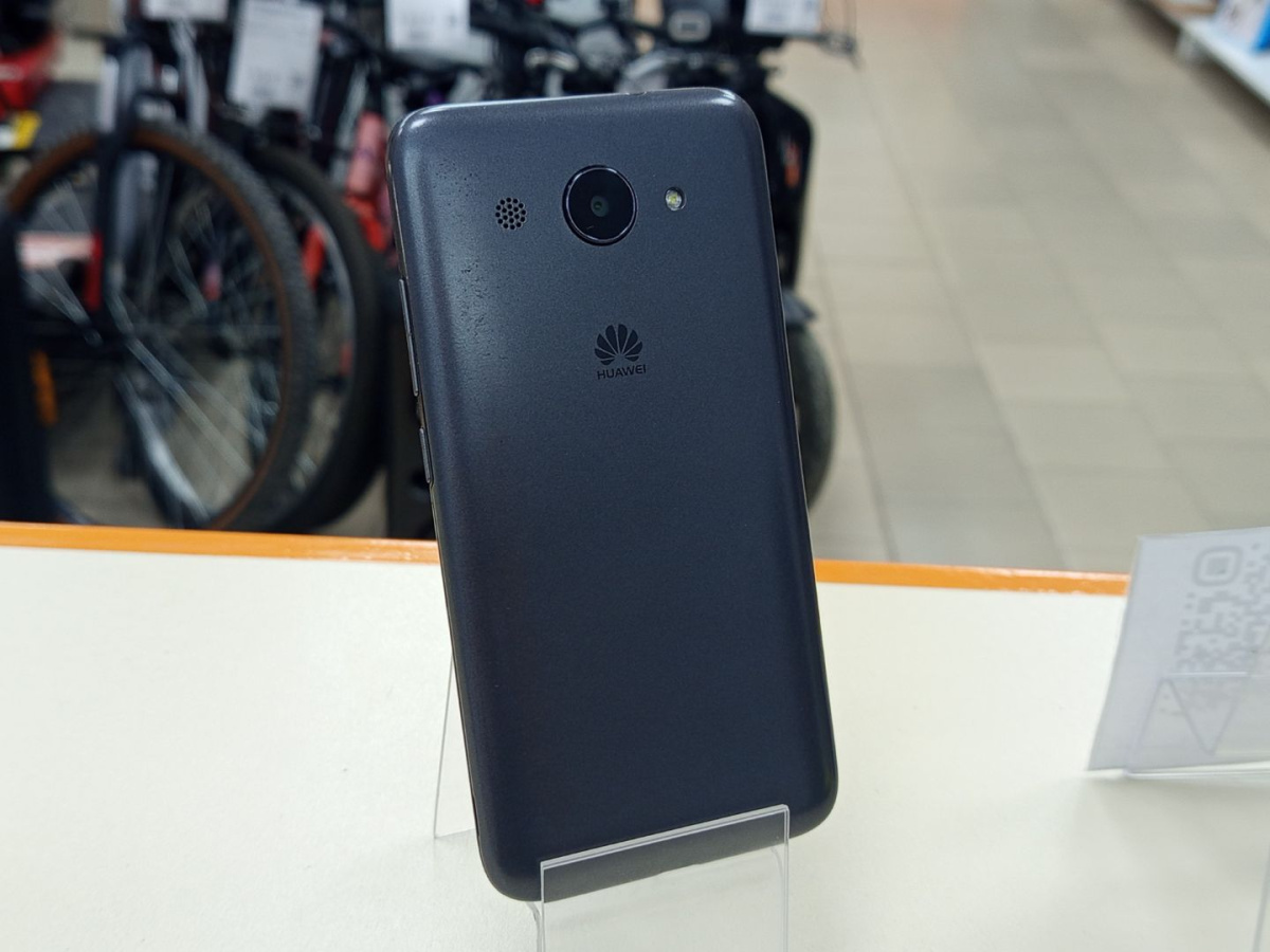 Смартфон Huawei Y3 (2017)