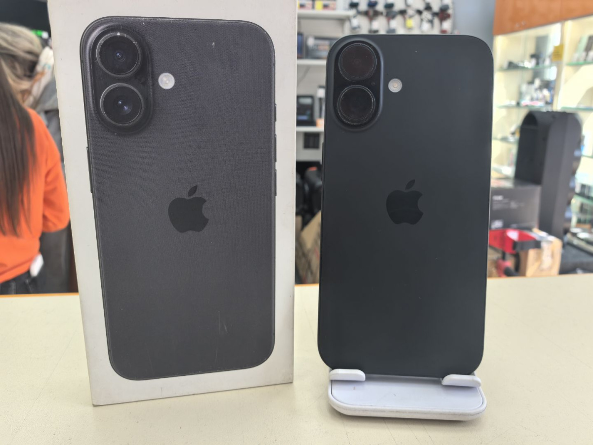 Смартфон Apple Iphone 16 128Gb