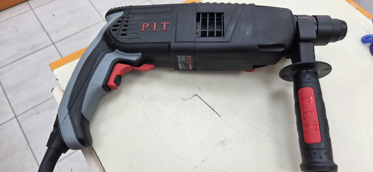 Перфоратор P.I.T. PBH24-C