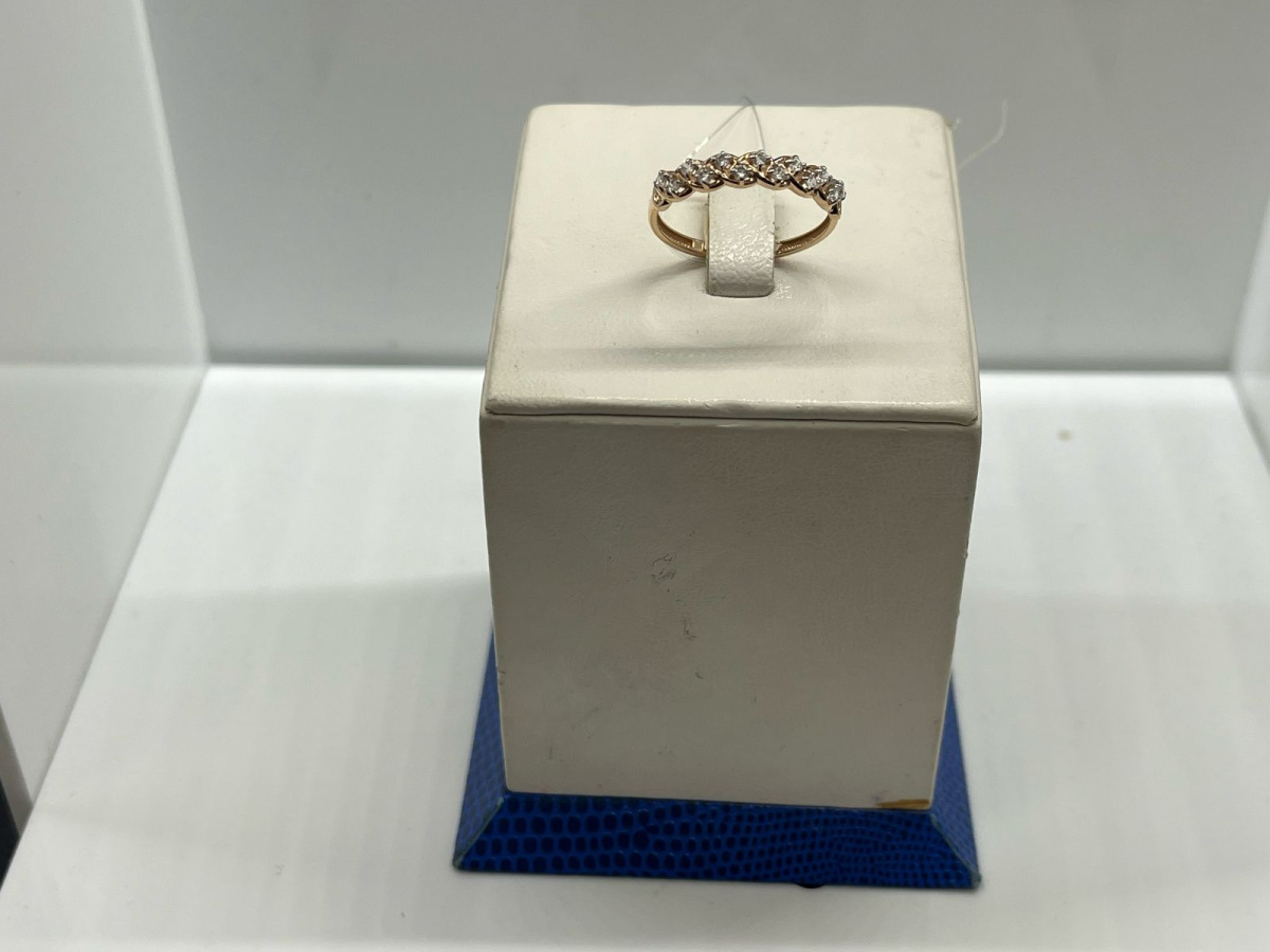 КОЛЬЦО С КАМНЯМИ (Au 585)