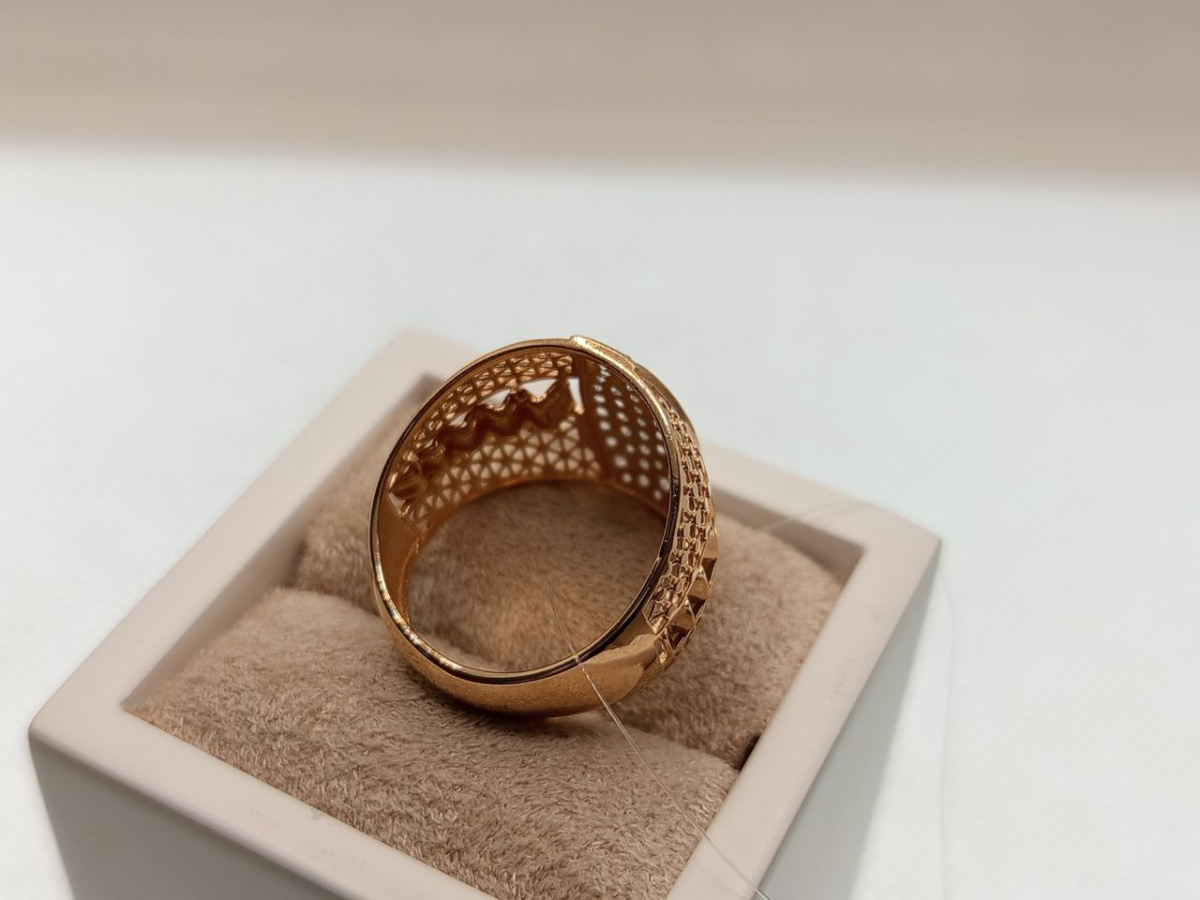 КОЛЬЦО С КАМНЯМИ (Au 585)