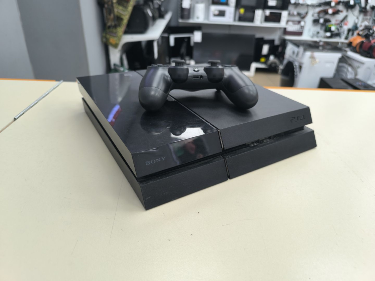 Игровая приставка PlayStation 4 FAT 1Tb