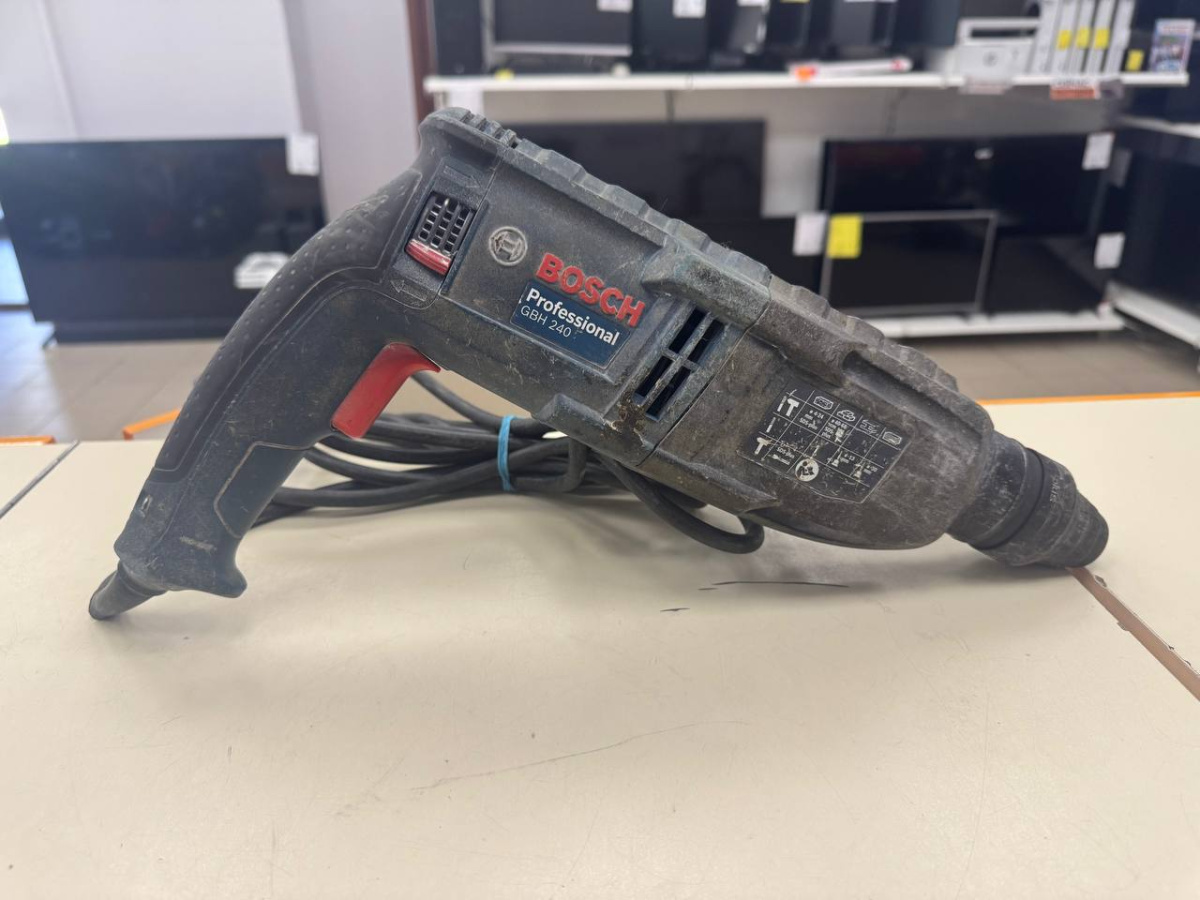 Перфоратор Bosch GBH 240