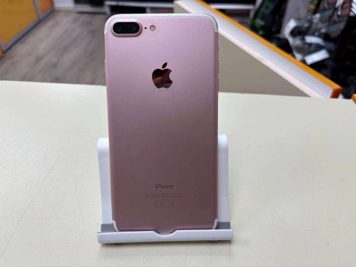 Смартфон Apple iPhone 7 Plus 32Gb