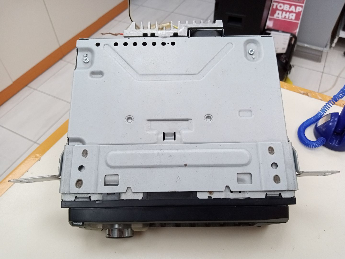 Автомагнитола Pioneer DEN-1420UB