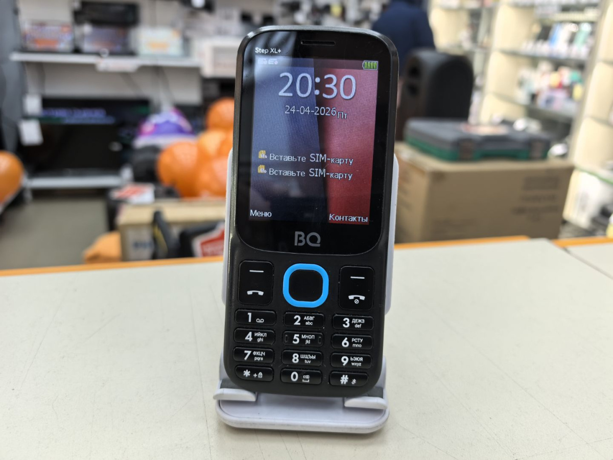 Мобильный телефон BQ 2820
