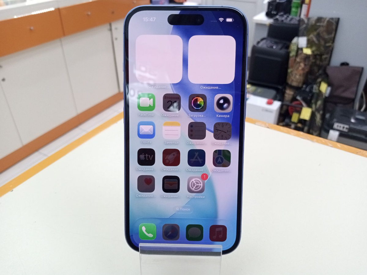Смартфон Apple Iphone 16 128Gb