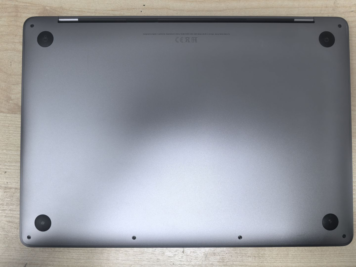 Ноутбук Apple MacBook Pro (13 дюймов,  два порта Thunderbolt 3) A2159 (2019)