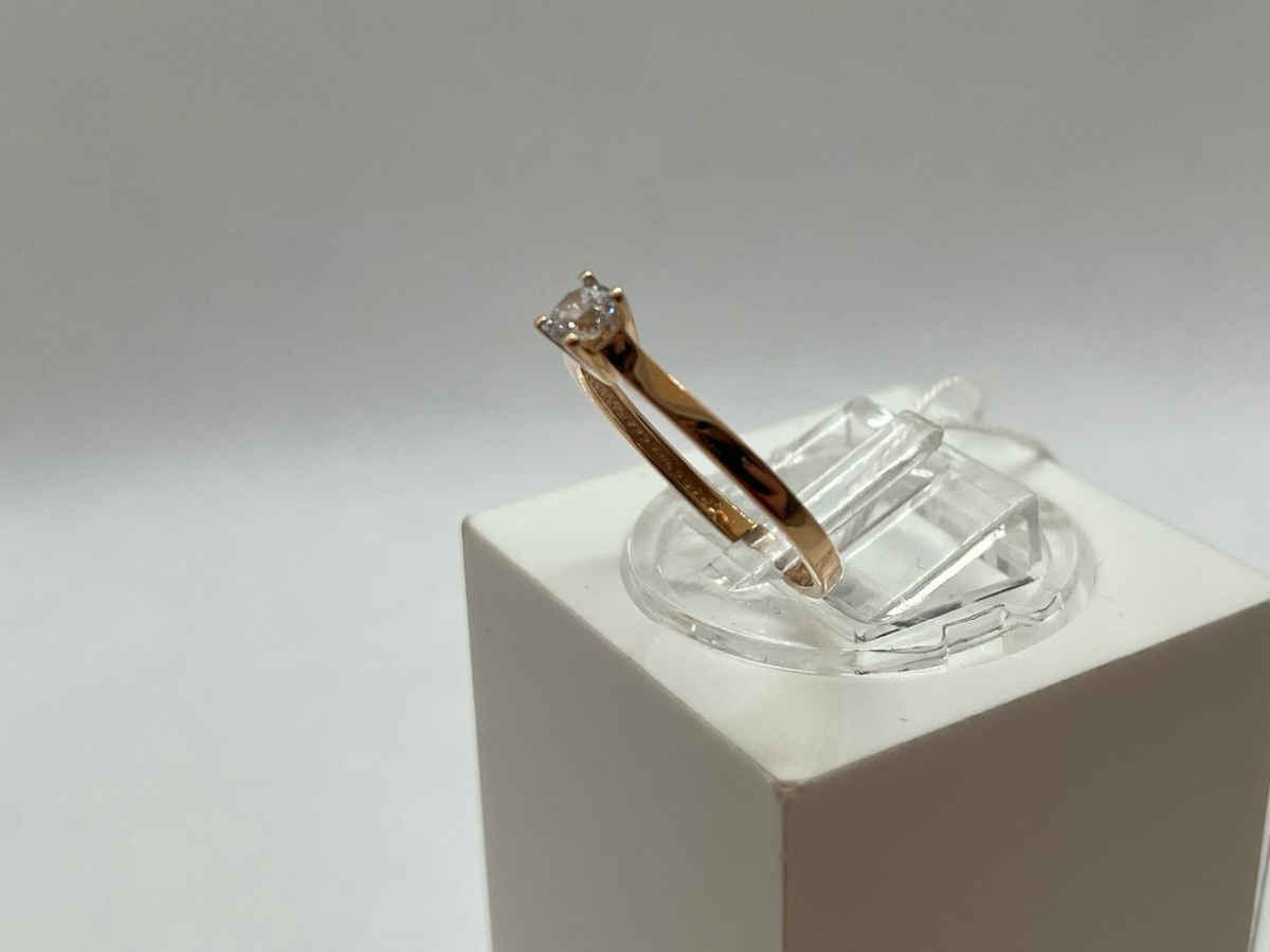 КОЛКМ585 КОЛЬЦО С КАМНЕМ (Au 585)