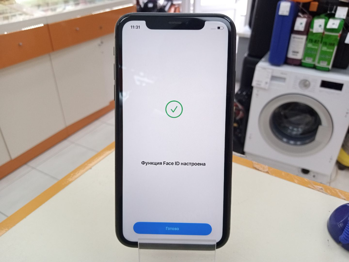 Смартфон Apple iPhone 11 64Gb