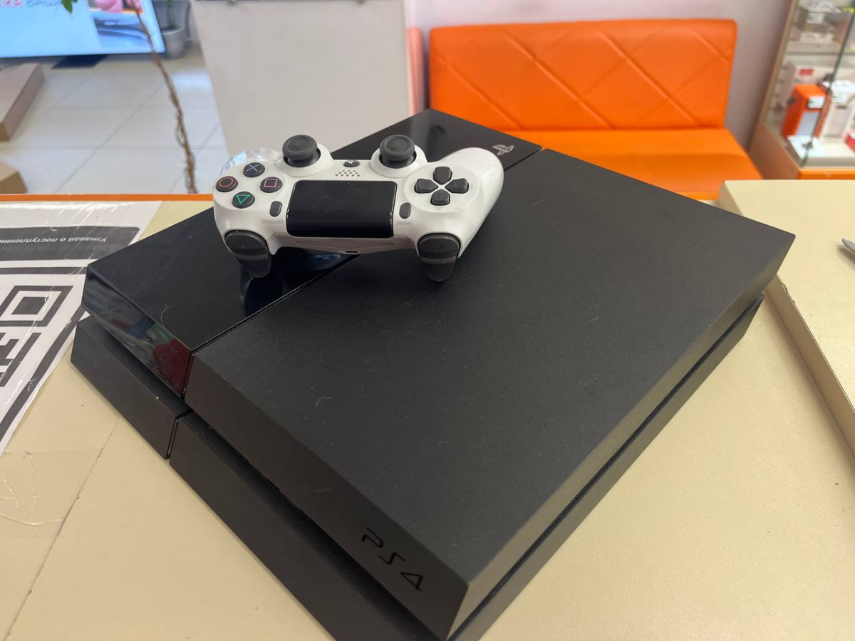Игровая приставка PlayStation 4 FAT 500GB