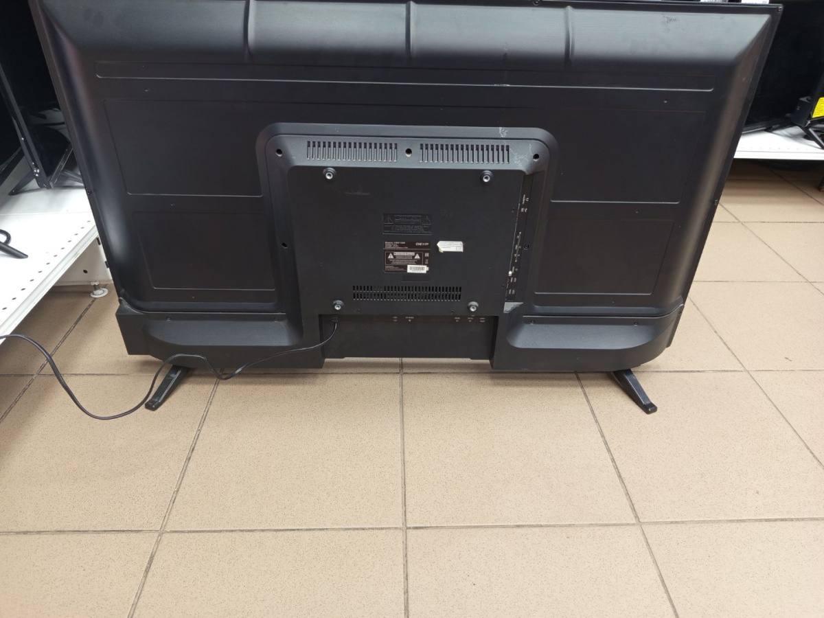 LED Телевизор Dexp F40D7100M