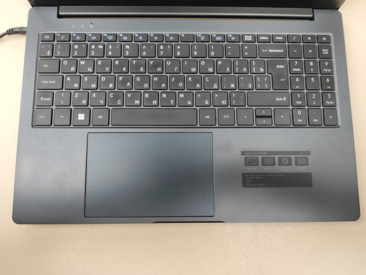 Ноутбук Dexp Aquilon C15-I5W302; Core i5-1035G1, Intel UHD Graphics, 8 Гб, 256 Гб, Нет