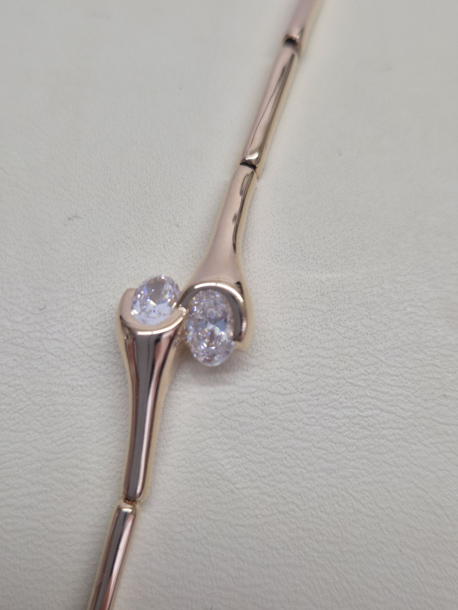 Б585 БРАСЛЕТ С КАМНЯМИ (Au 585)