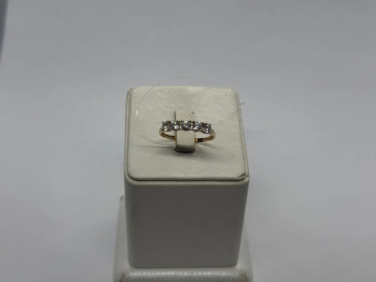 КОЛЬЦО С КАМНЯМИ (Au 585)