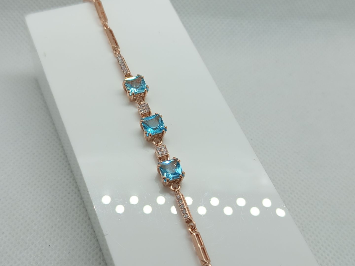 Б585 БРАСЛЕТ С КАМНЯМИ (Au 585)