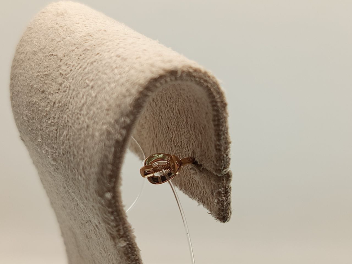 СЕРЬГИ ПУСЕТЫ с камнем (Au 585)