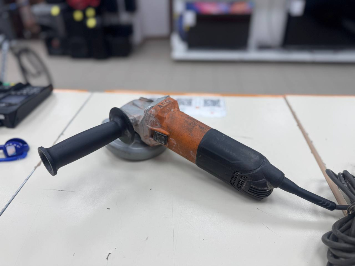 Угловая шлифмашина AEG WS 13-125XE