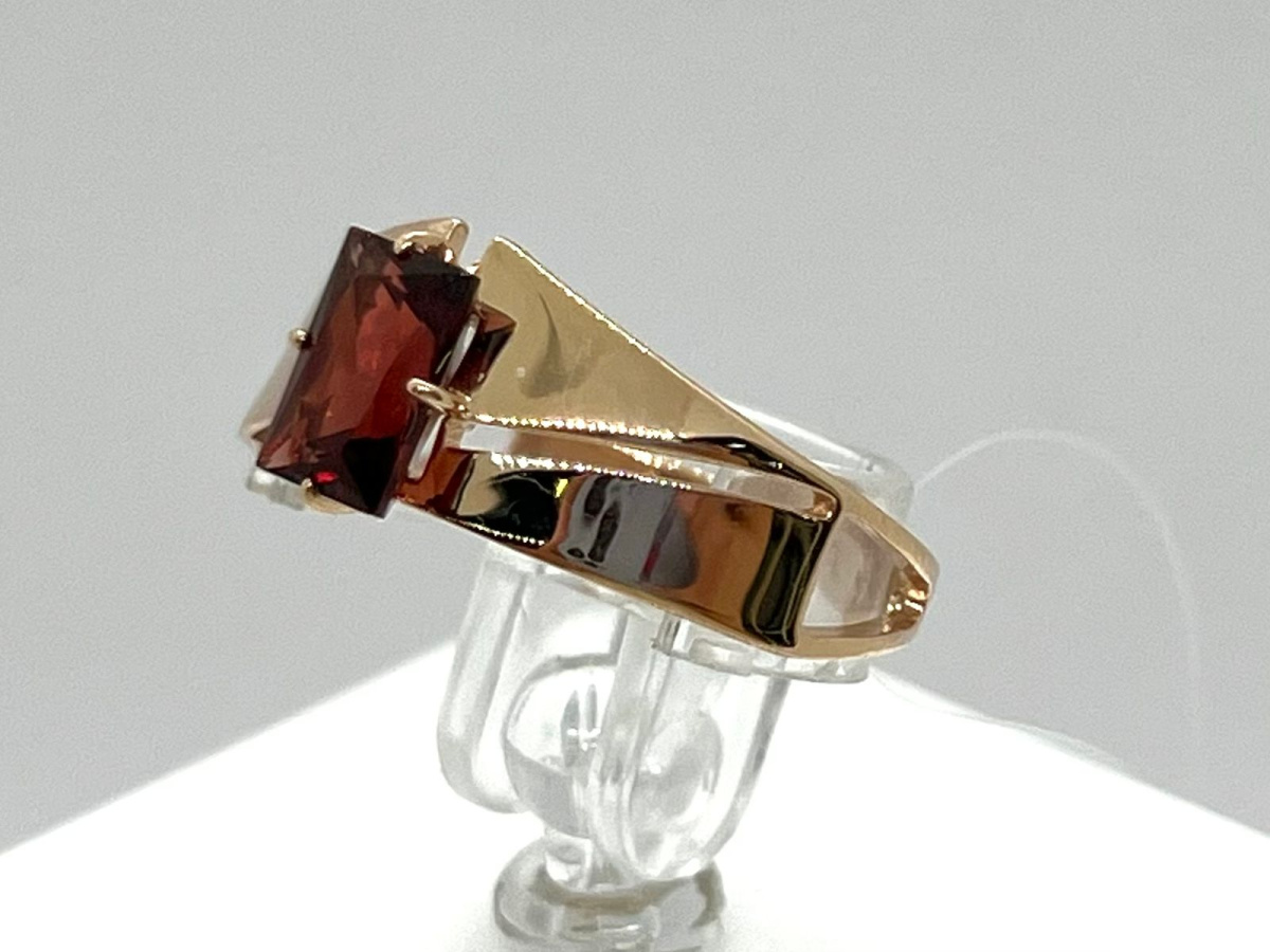 КОЛЬЦО ГРАНАТ (Au 585)