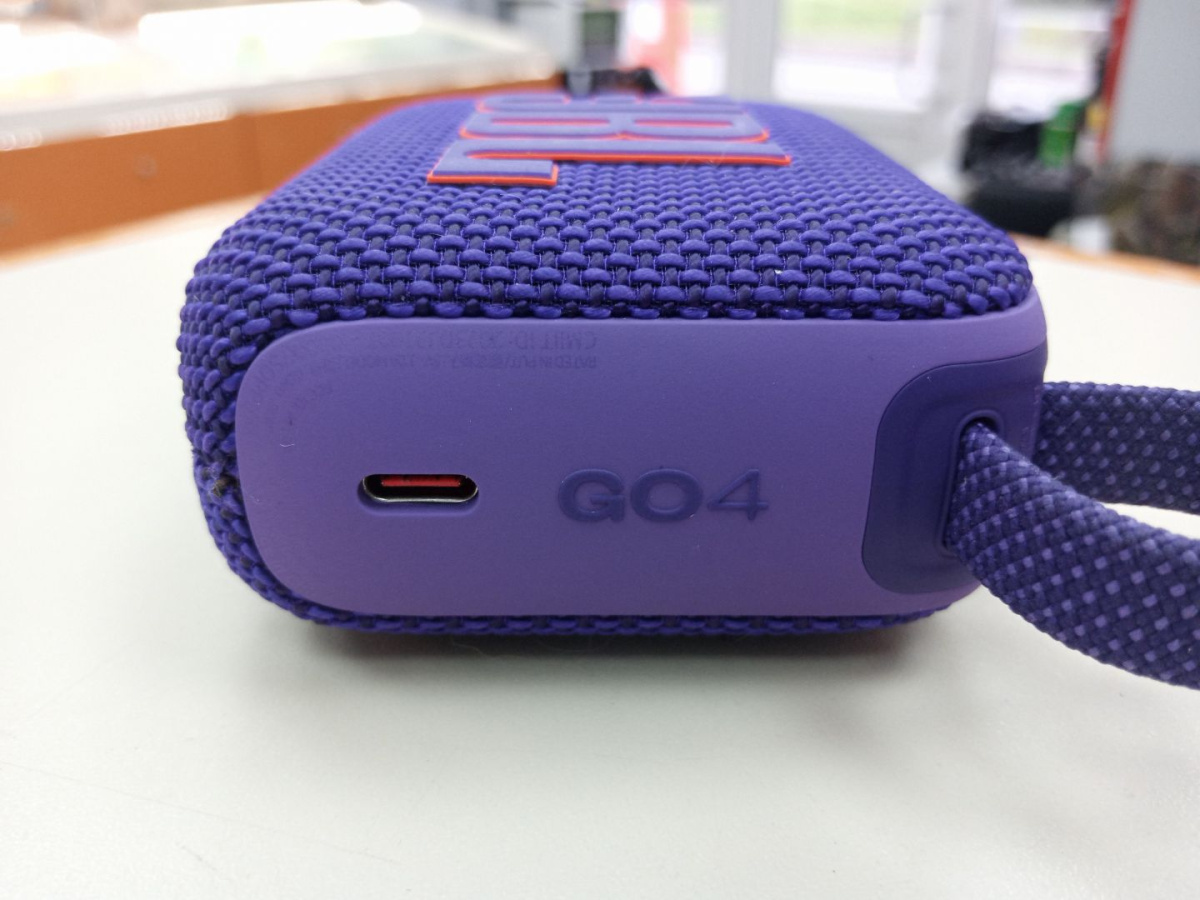 Портативная акустика JBL GO 4