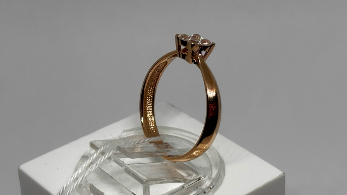 КОЛКМИ585 КОЛЬЦО С КАМНЯМИ (Au 585)