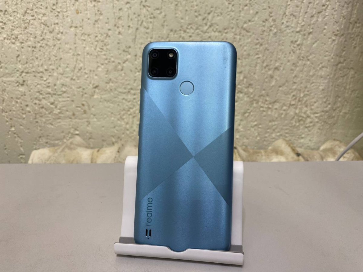 Смартфон Realme C21Y 3/32