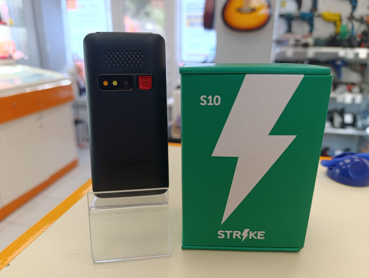 Мобильный телефон Strike S10
