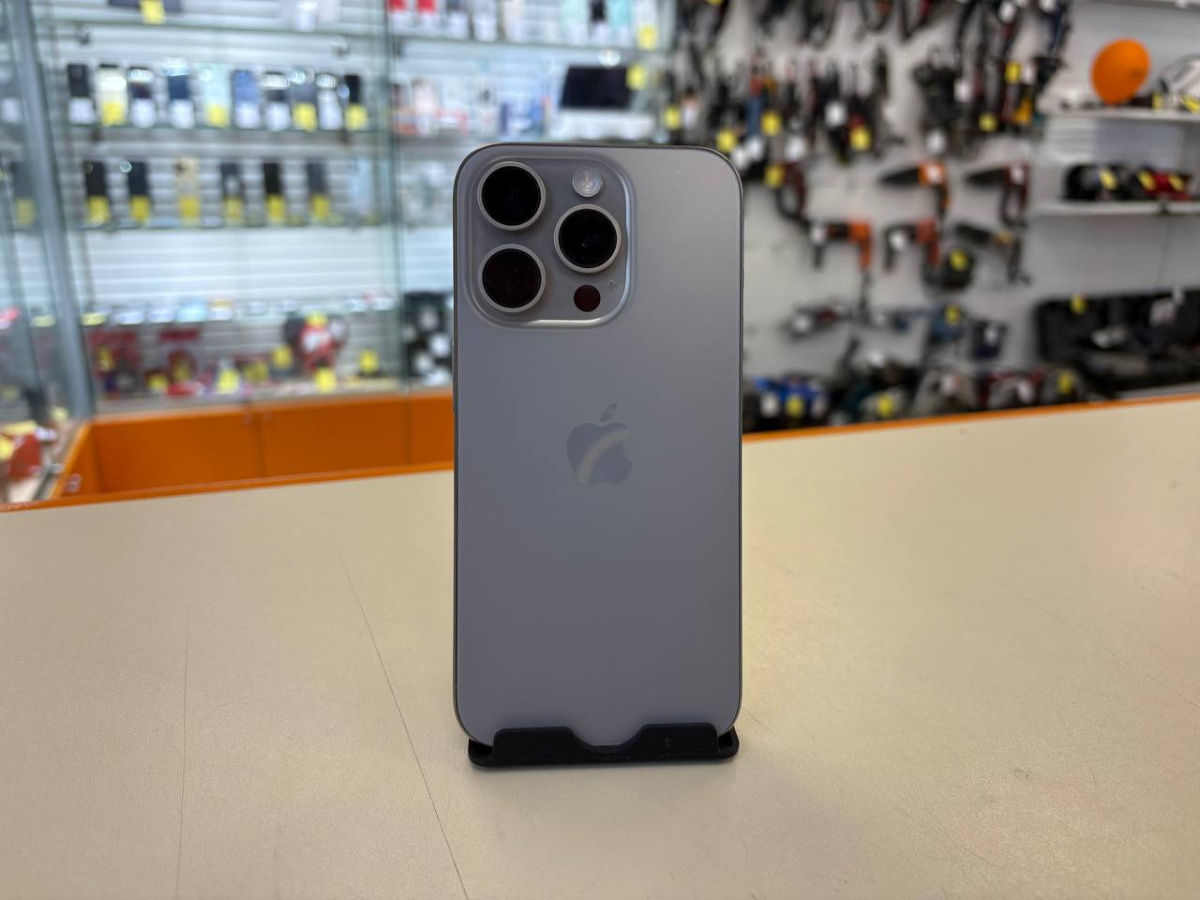 Смартфон Apple Iphone 15 Pro 256Gb