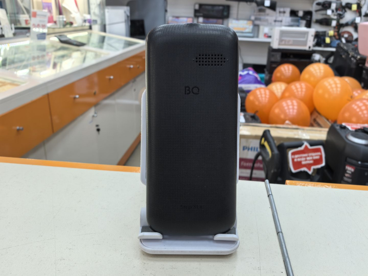 Мобильный телефон BQ 2820