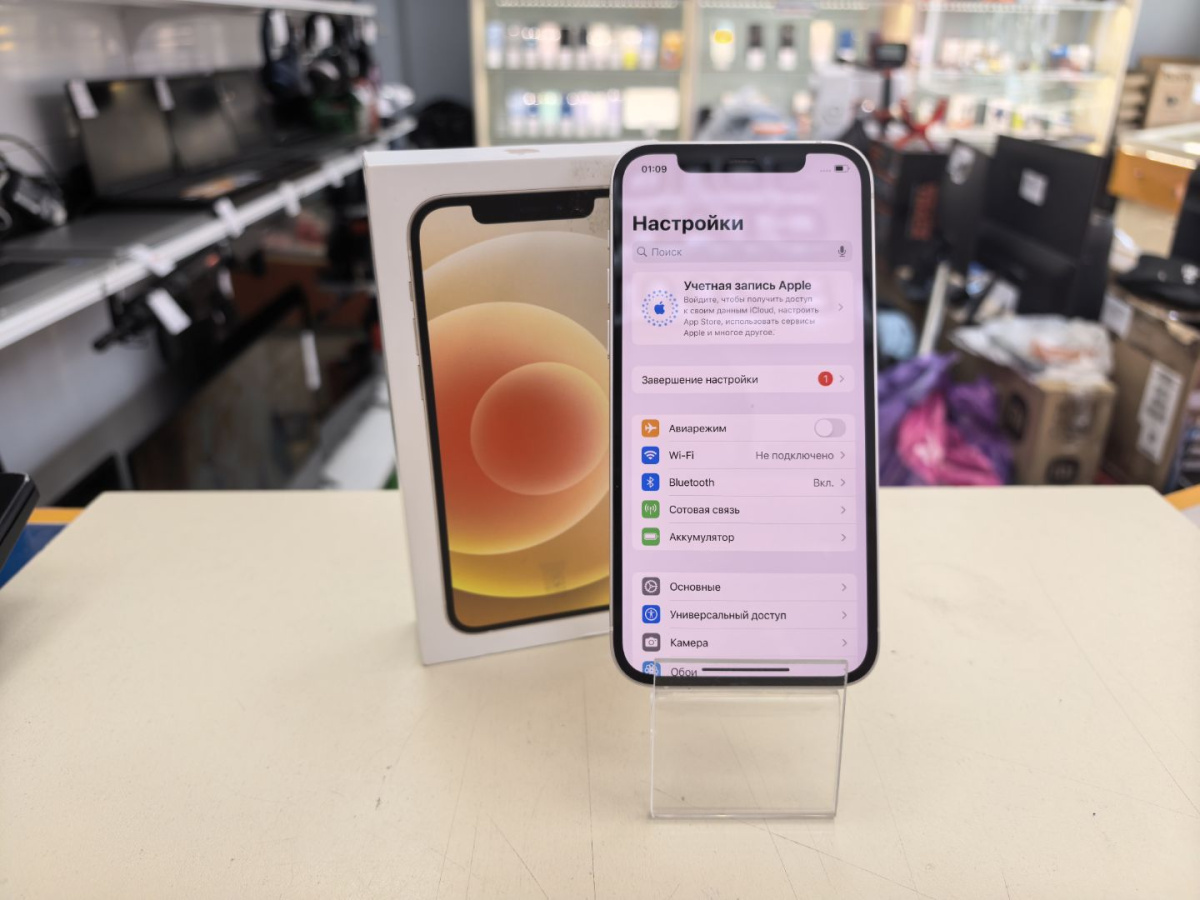 Смартфон Apple iPhone 12 64Gb