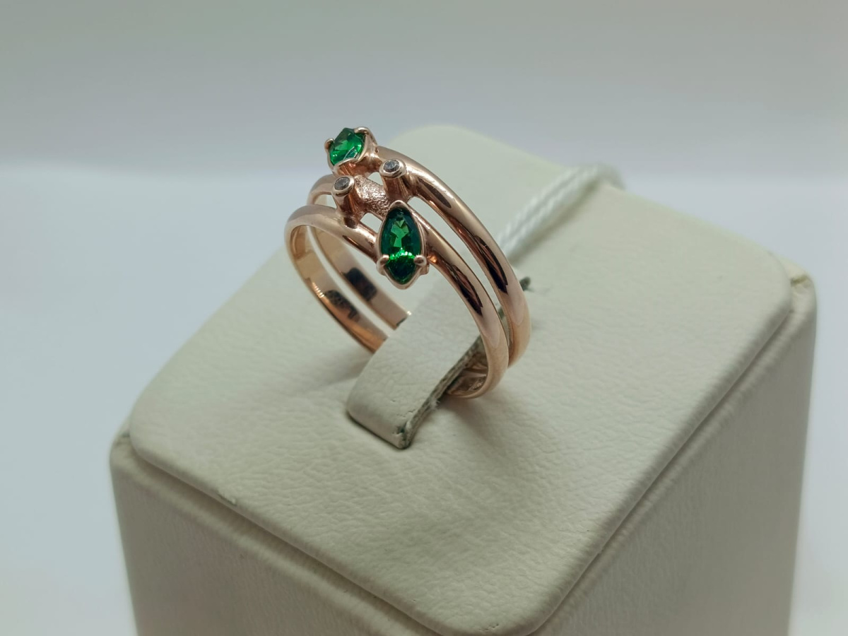 КОЛКМИ585 КОЛЬЦО С КАМНЯМИ (Au 585)