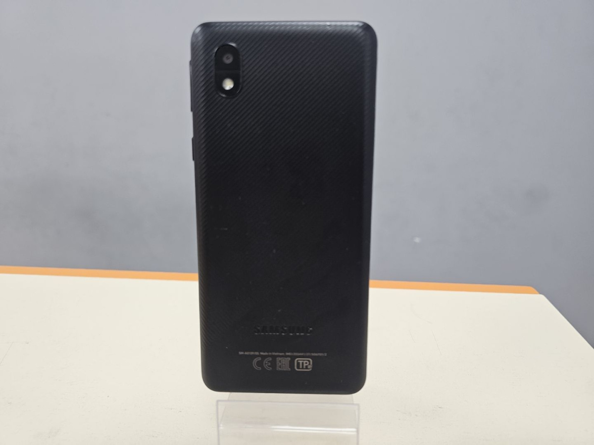 Смартфон Samsung Galaxy A01 Core 2/16