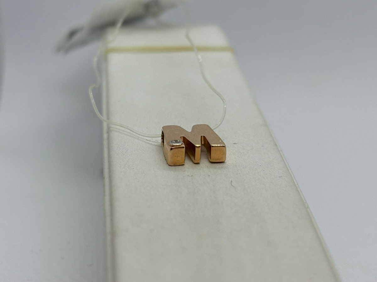 04-63-0084-00 ПОДВЕСКА БУКВА М с камнем (Au 585)