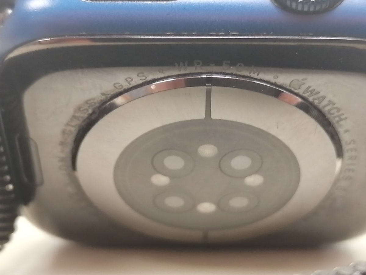 Смарт-часы Apple Watch Series 6 44 мм