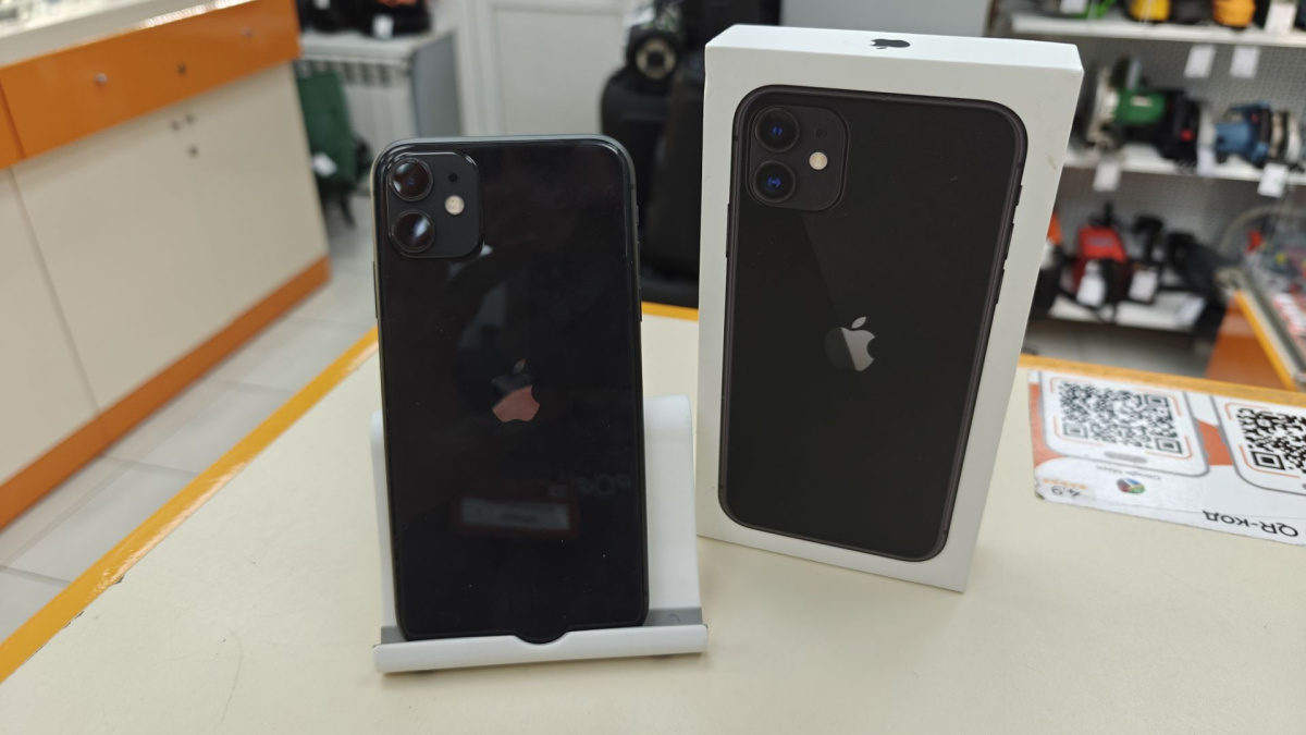 Смартфон Apple iPhone 11 64Gb