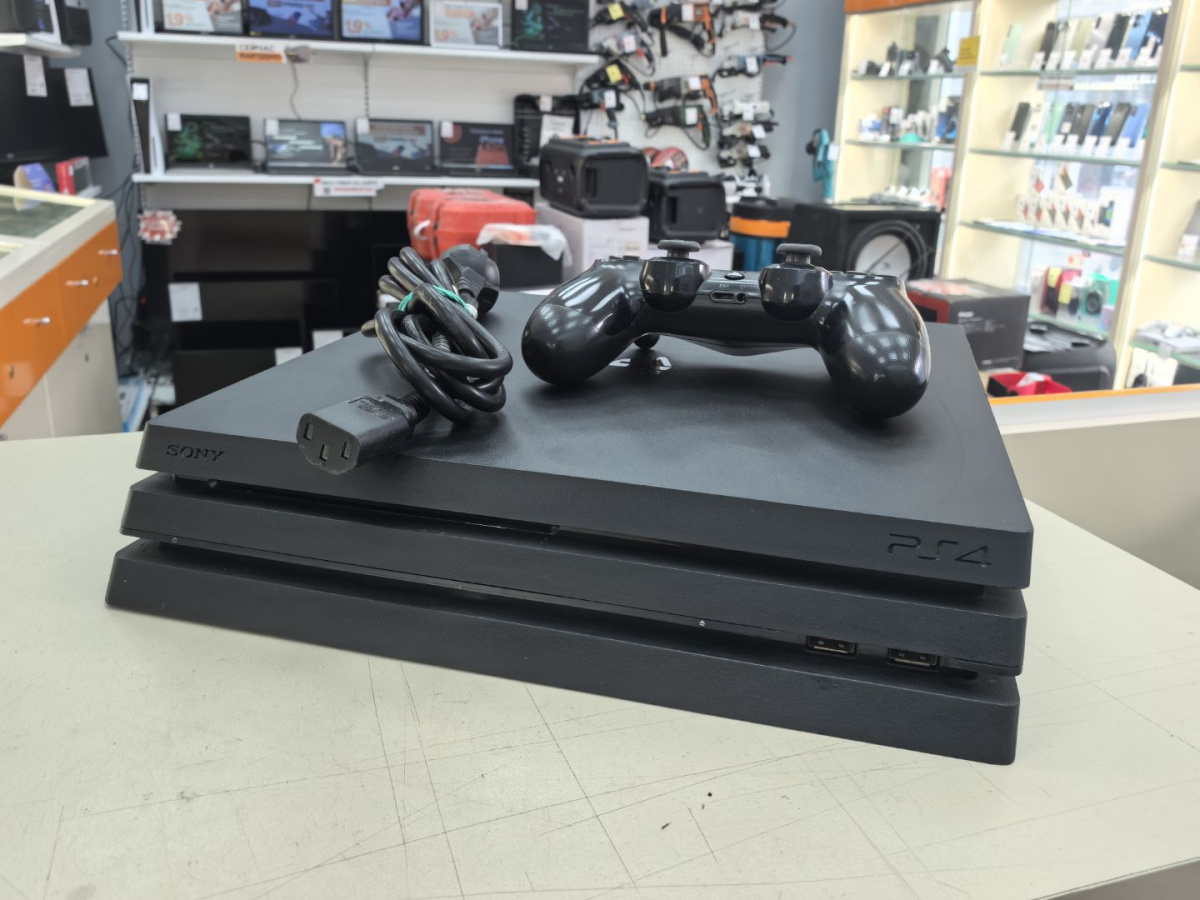 Игровая приставка PlayStation 4 Pro 1Tb