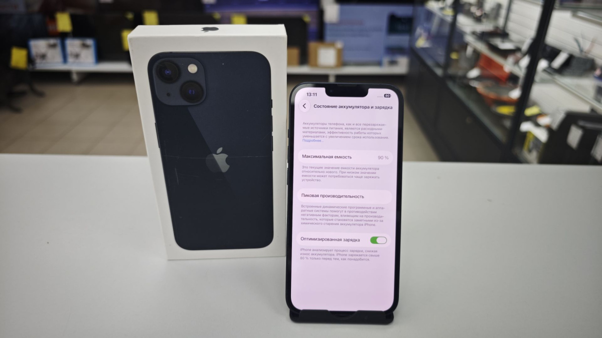 Смартфон Apple iPhone 13 128Gb