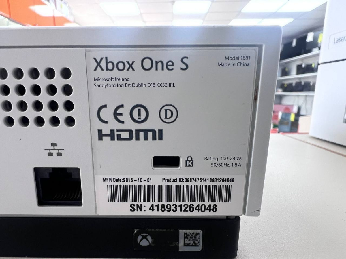 Игровая приставка Xbox One S 500Gb