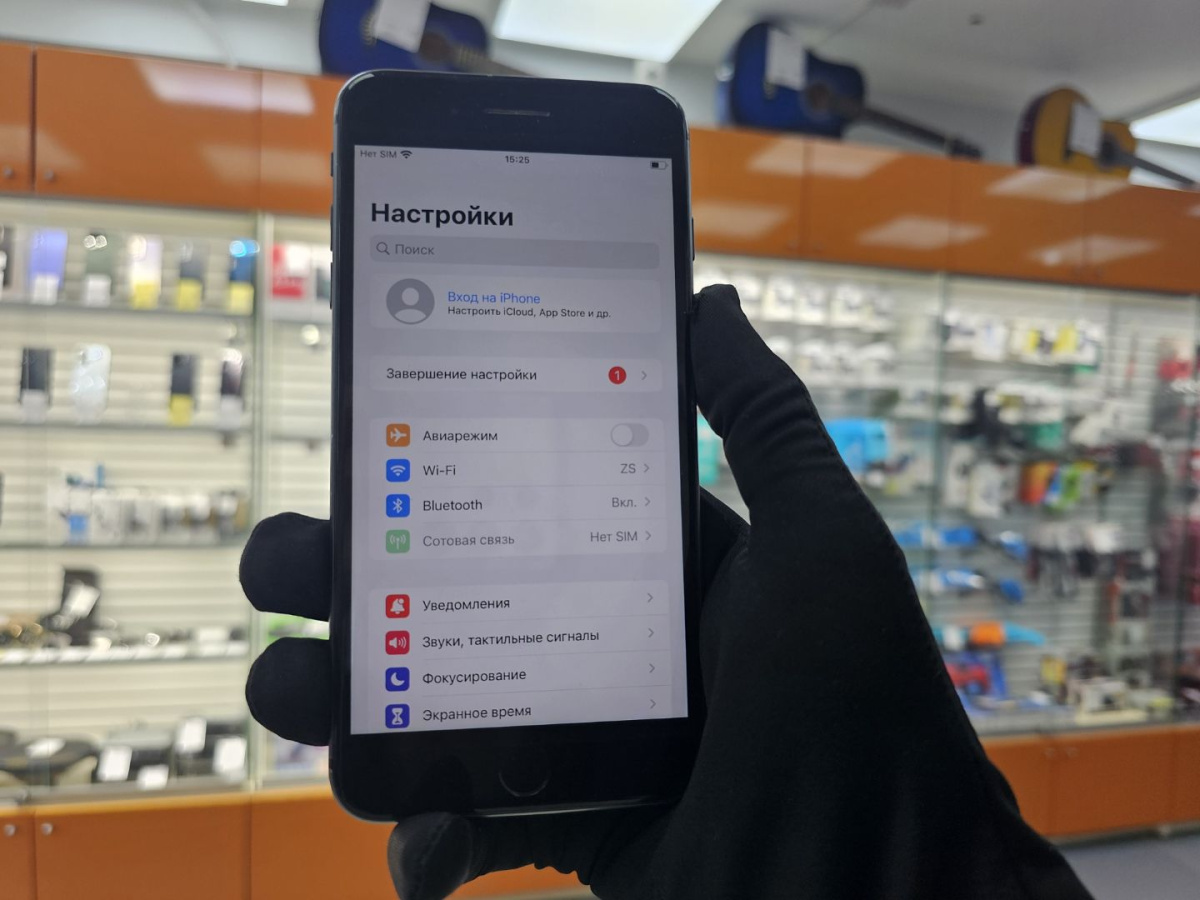 Смартфон Apple iPhone 8 Plus 64Gb