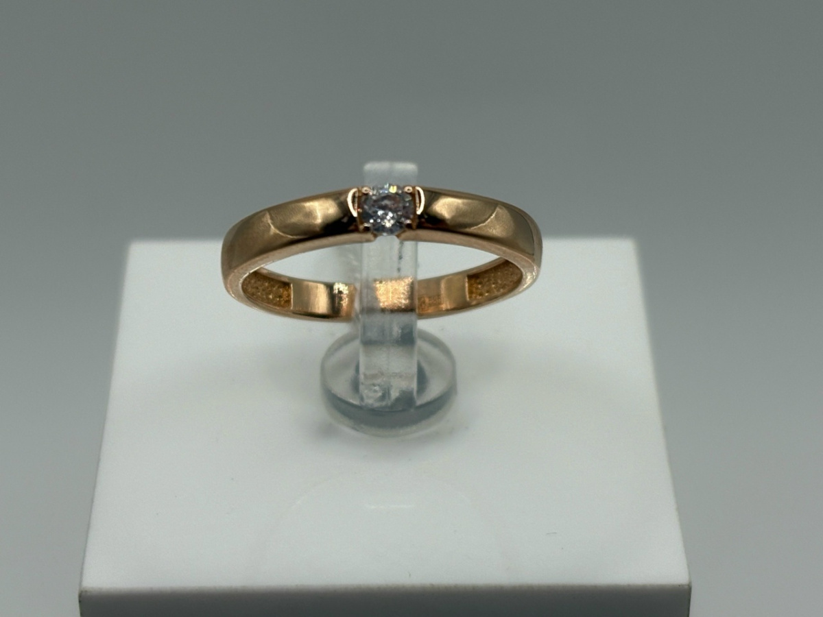 КОЛКМ585 КОЛЬЦО С КАМНЕМ (Au 585)