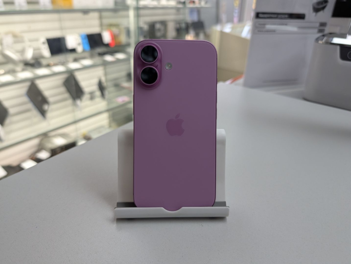Смартфон Apple Iphone 16 128Gb