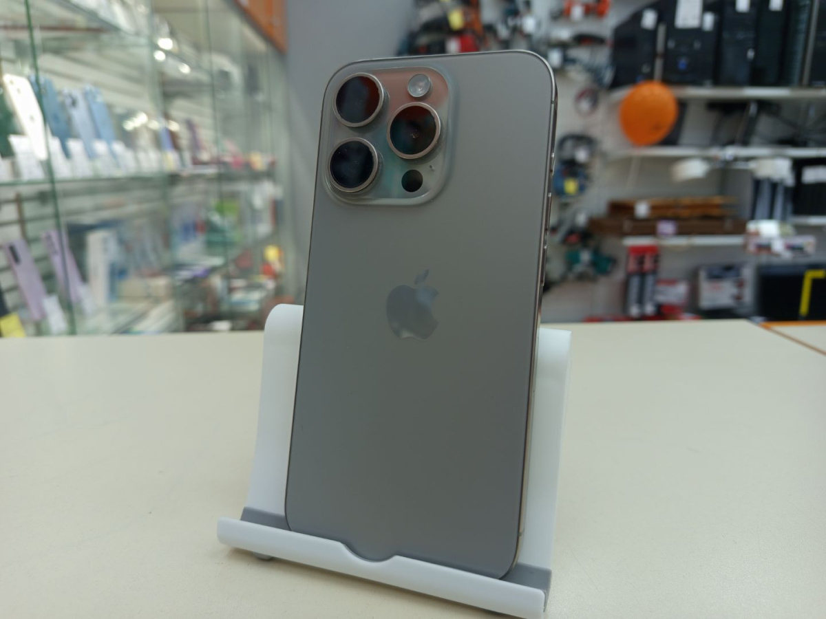 Смартфон Apple Iphone 15 Pro 128Gb