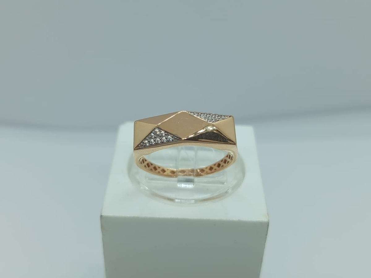  КОЛЬЦО С КАМНЯМИ (Au 585)