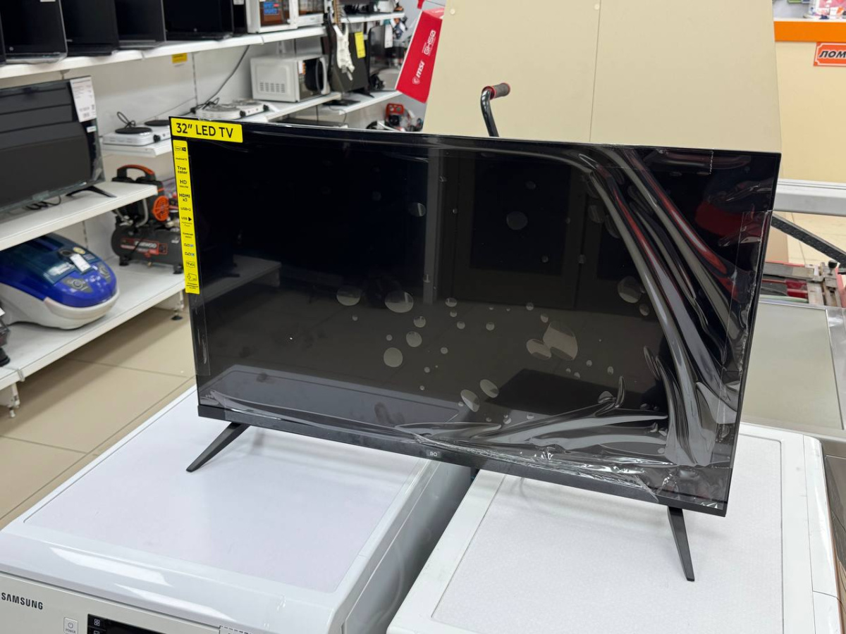 LED Телевизор BQ 32FS01B
