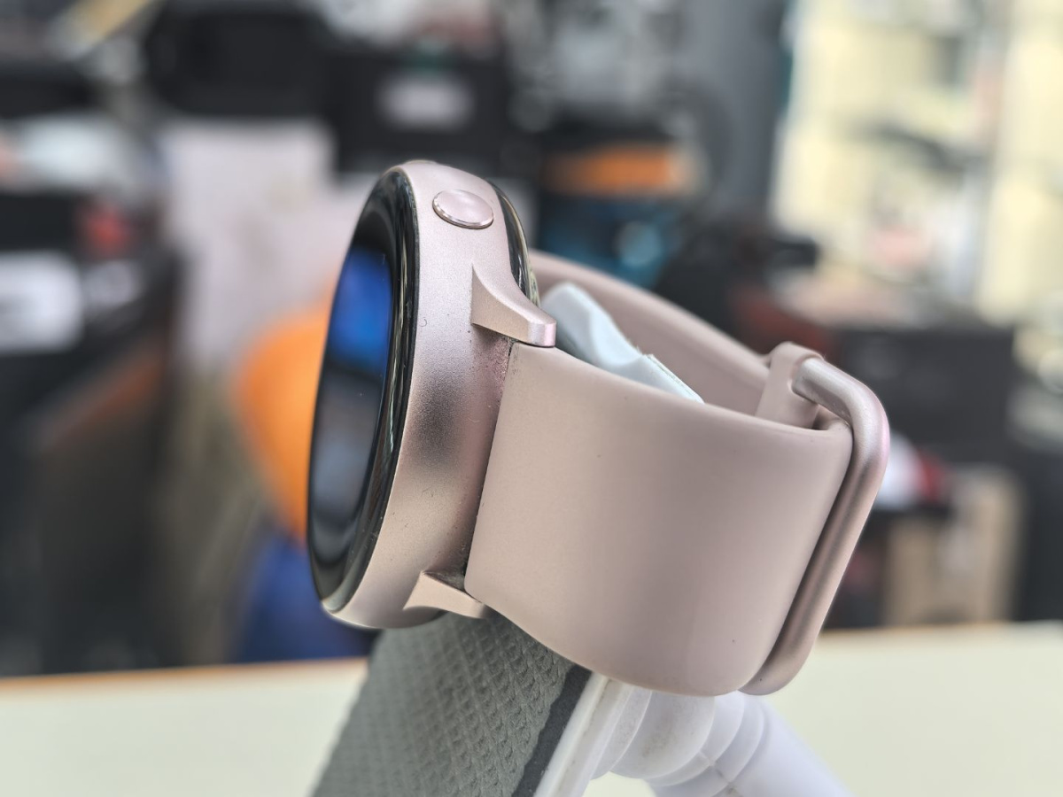 Смарт-часы Samsung Watch Active 2